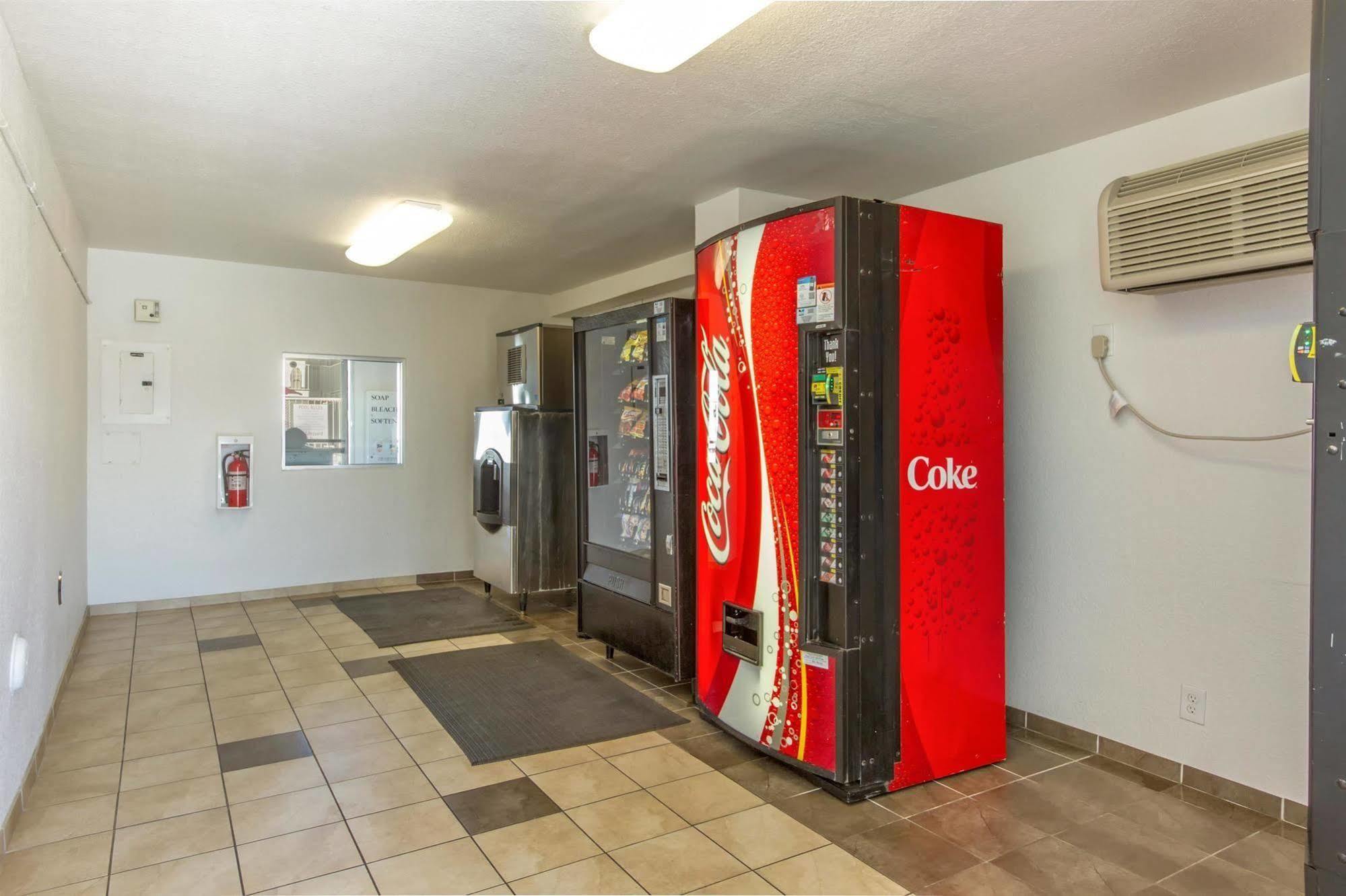Hotel 6-phoenix, Az - North Bell Road Phoenix
